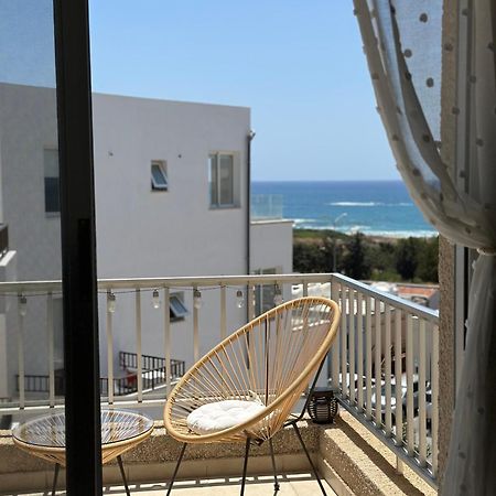 Sea View Apartment Near The Beach Paphos Exteriér fotografie