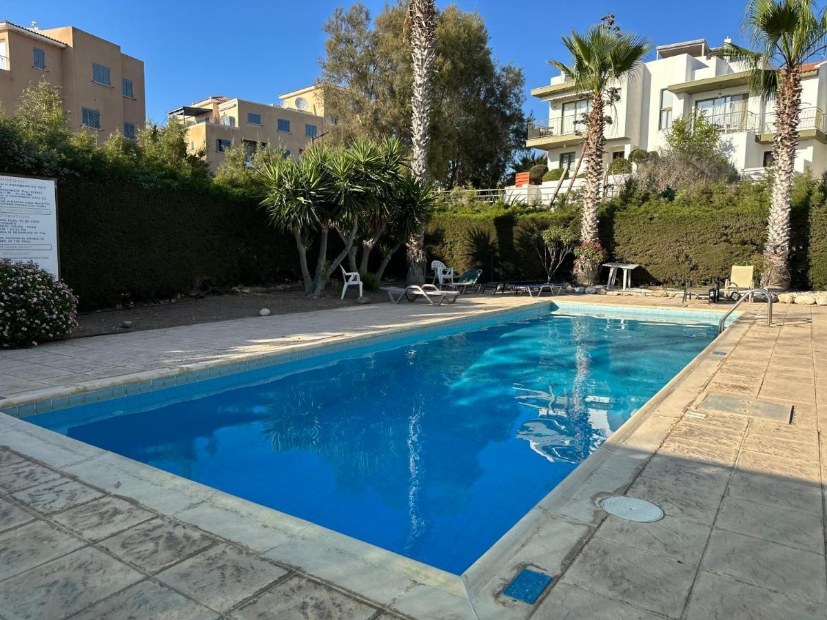 Sea View Apartment Near The Beach Paphos Exteriér fotografie