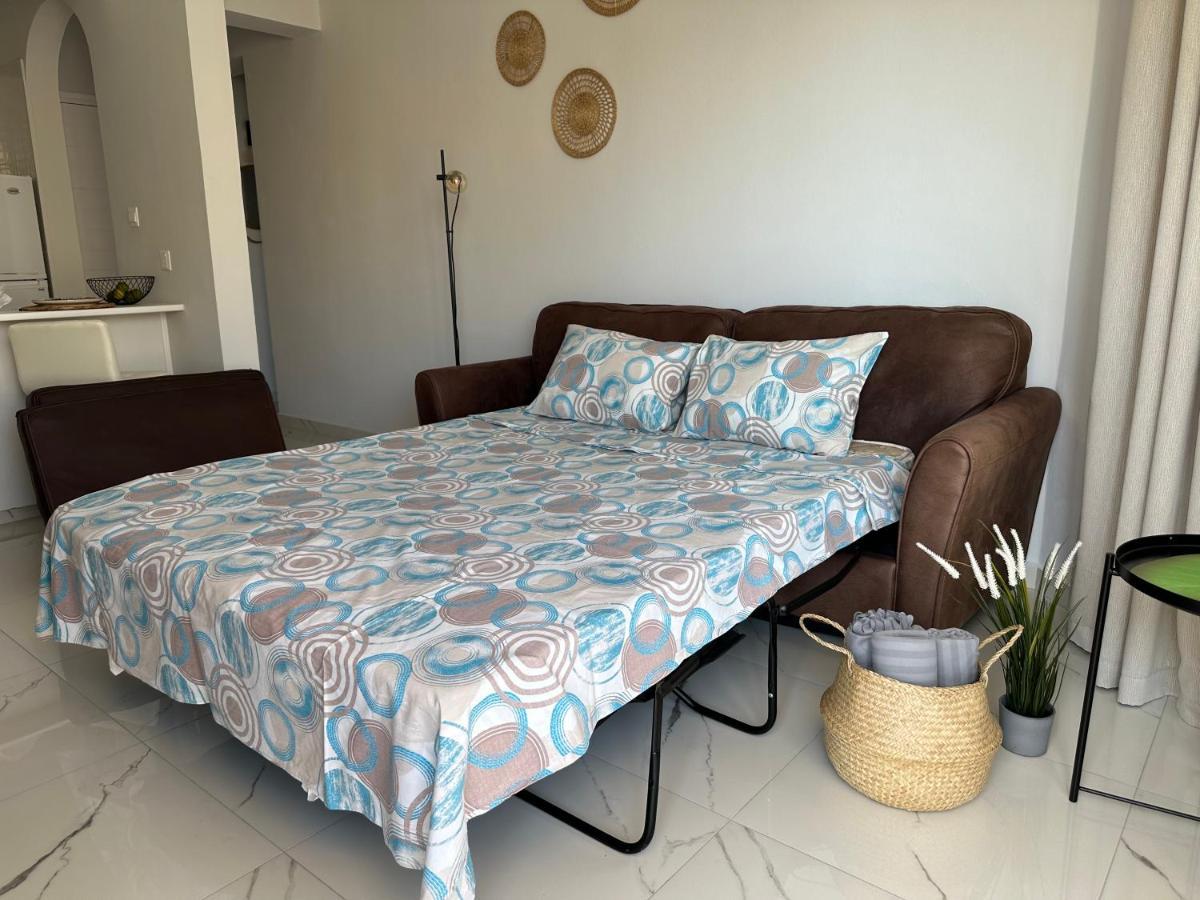 Sea View Apartment Near The Beach Paphos Exteriér fotografie